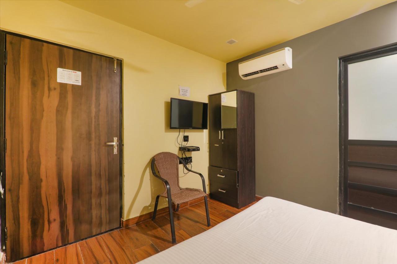 Hotel Fabexpress Lemon Grass Varanasi Exterior foto