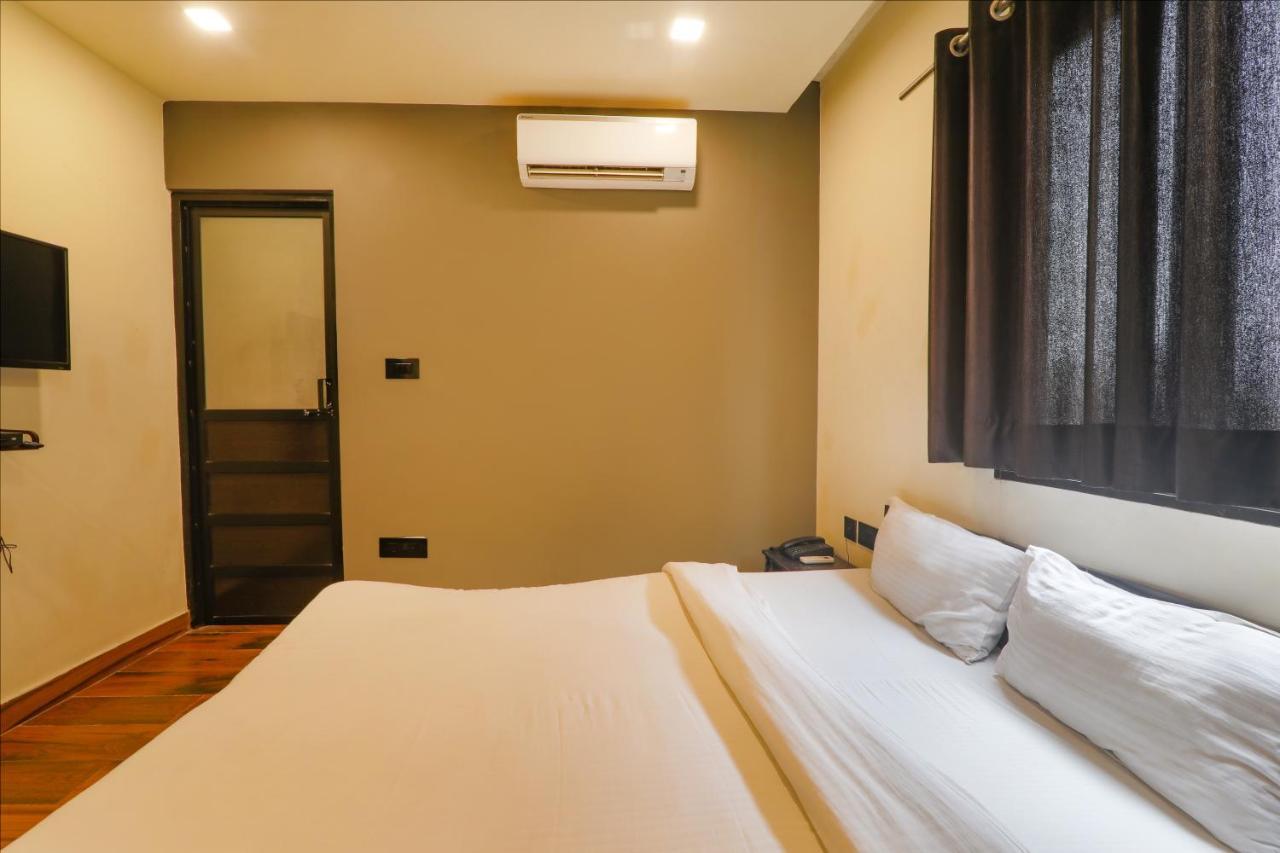 Hotel Fabexpress Lemon Grass Varanasi Exterior foto