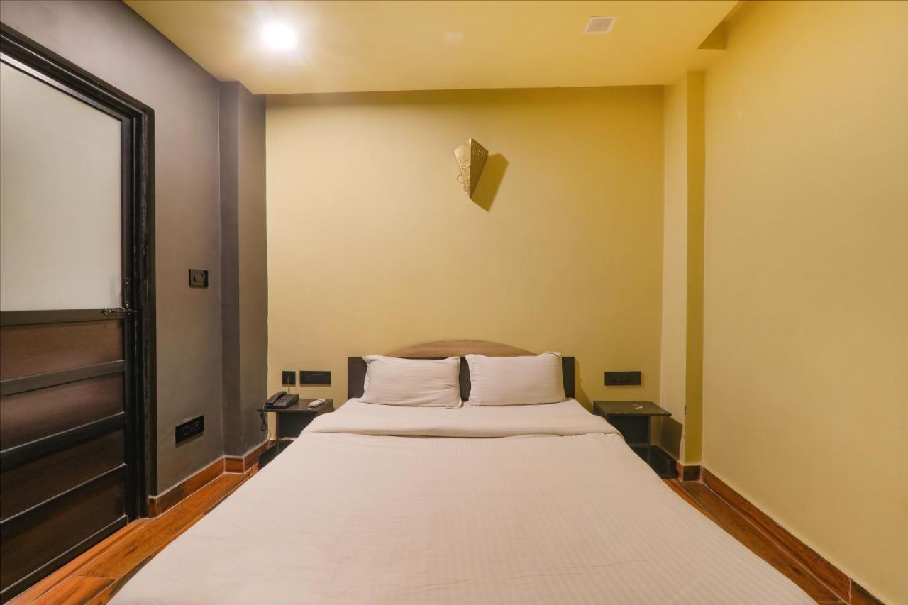 Hotel Fabexpress Lemon Grass Varanasi Exterior foto